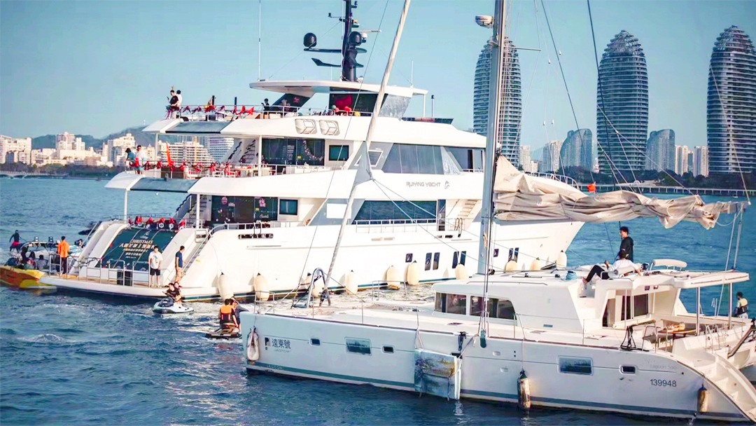 三亚一天游艇俱乐部