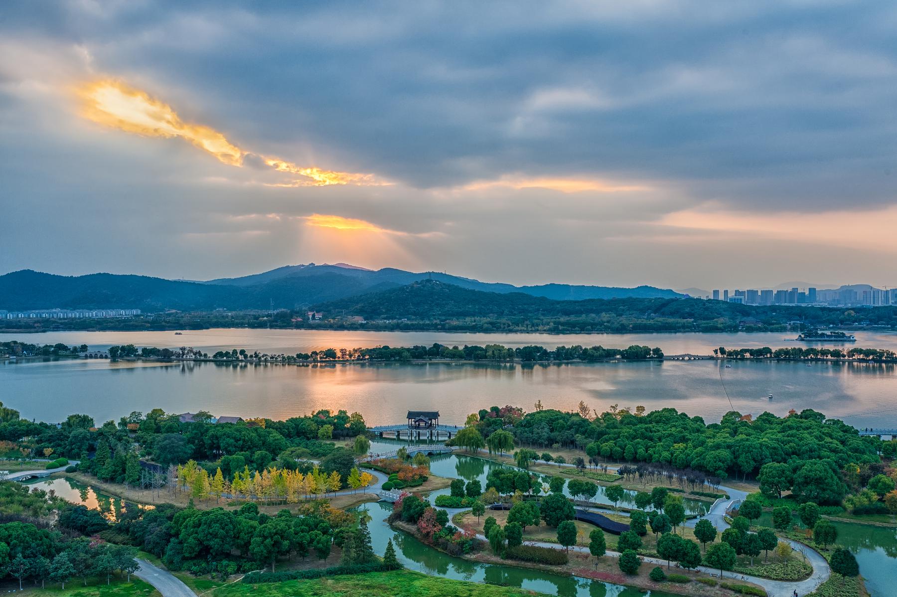 石湖滨湖景区