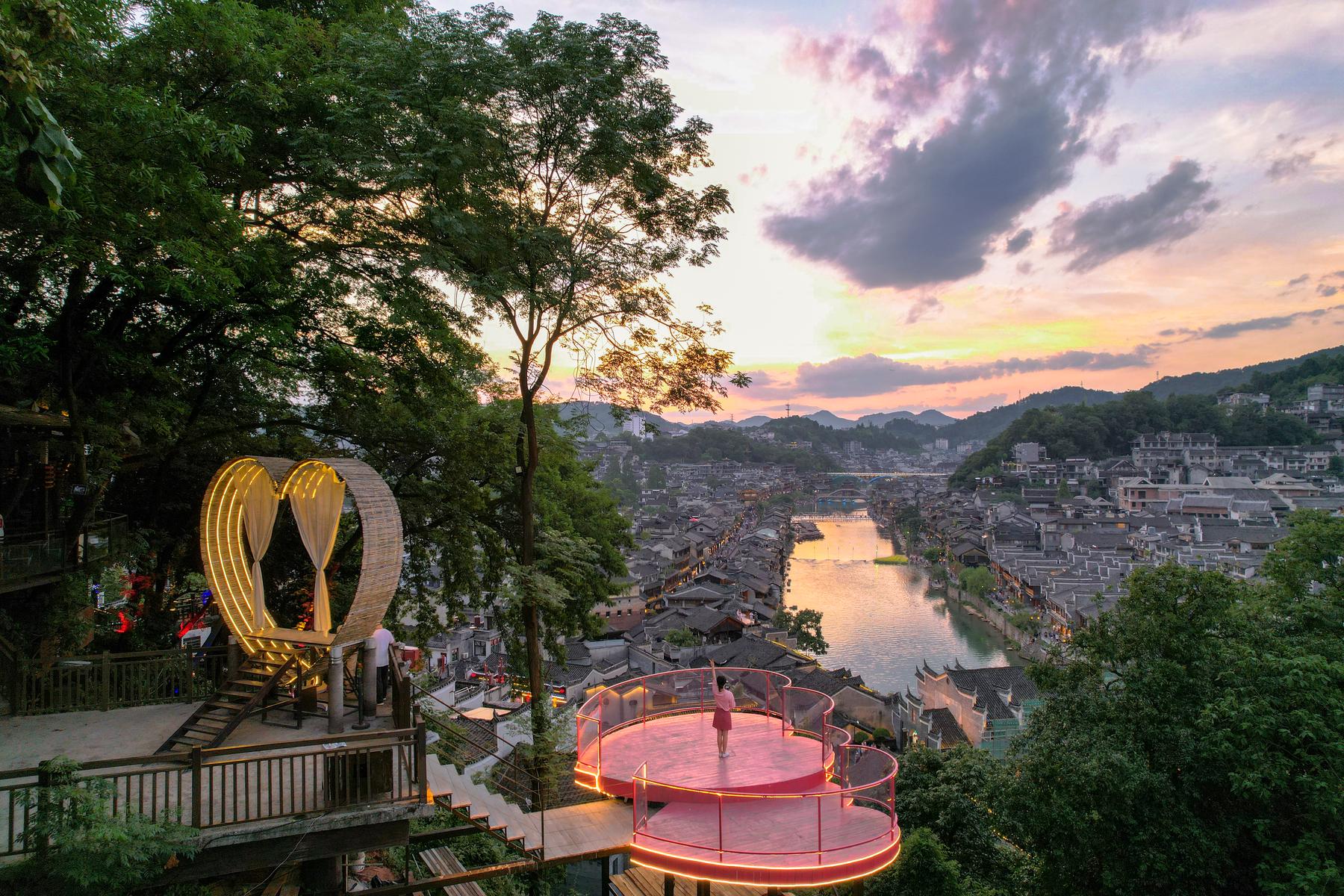 南华山神凤文化景区