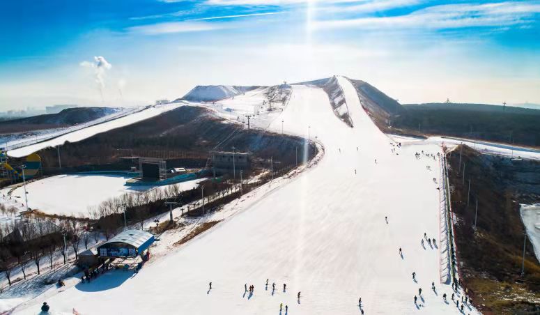 黄家沟滑雪场