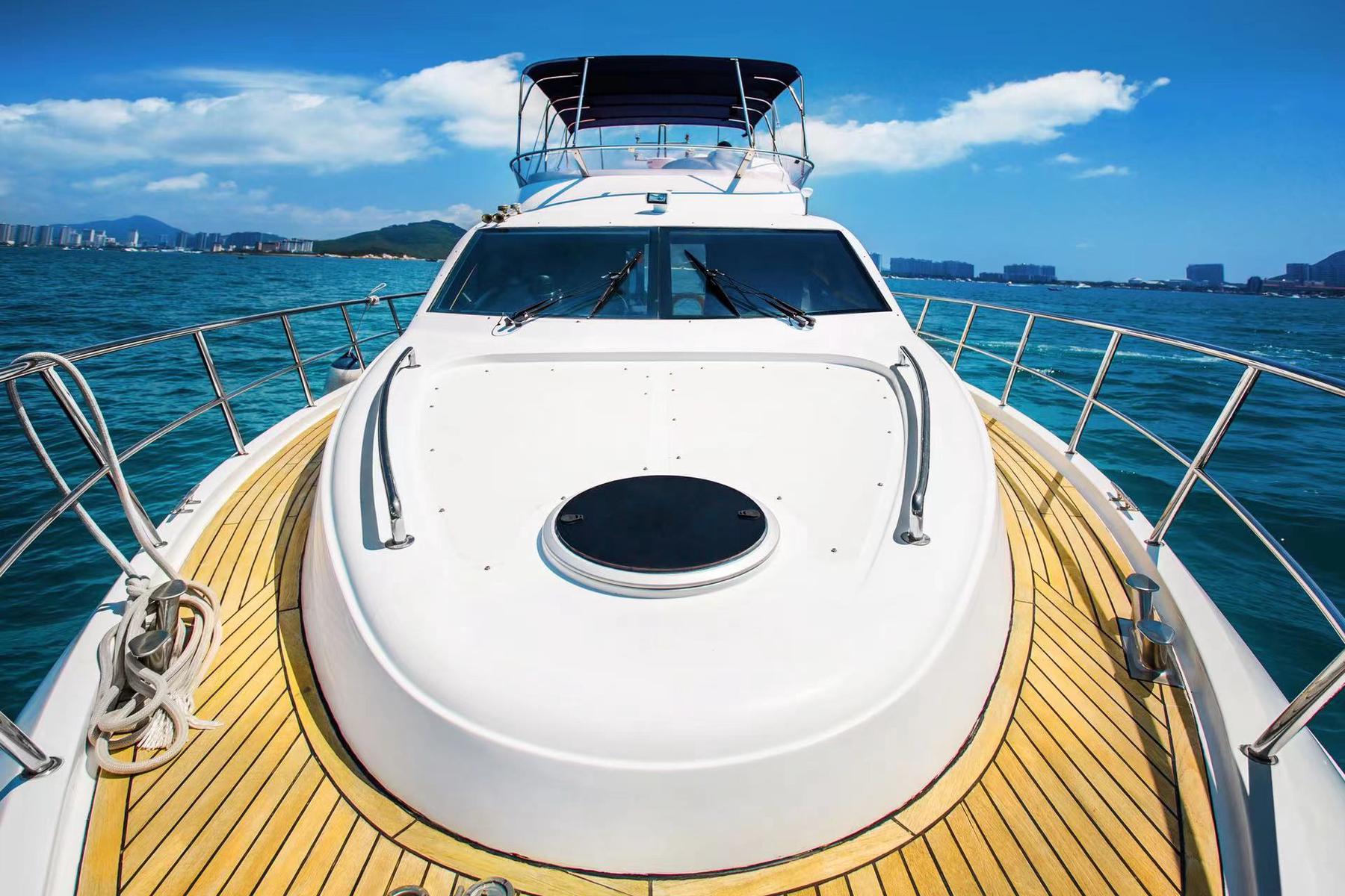 四海通游艇俱乐部