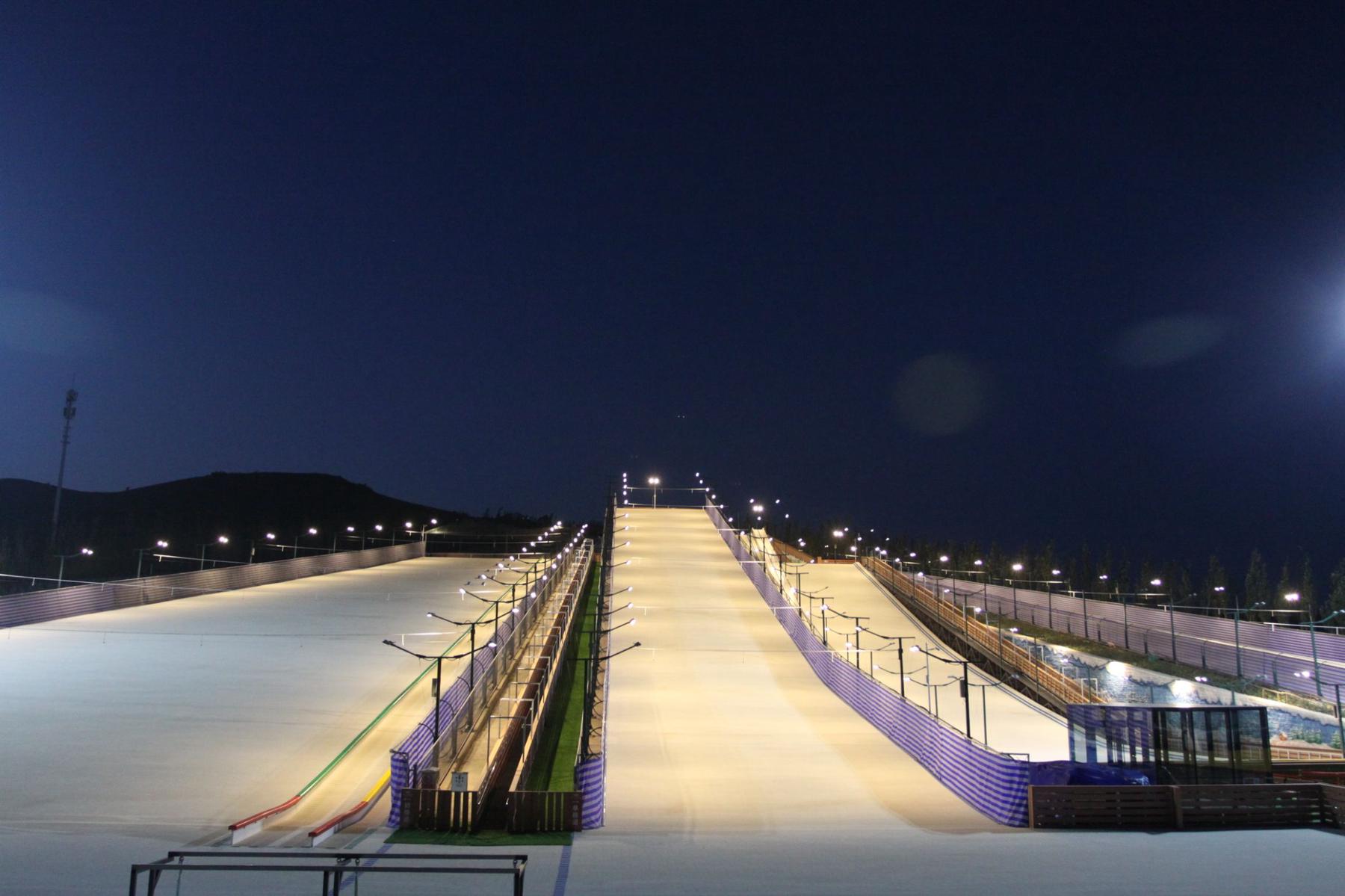 云门山四季滑雪场