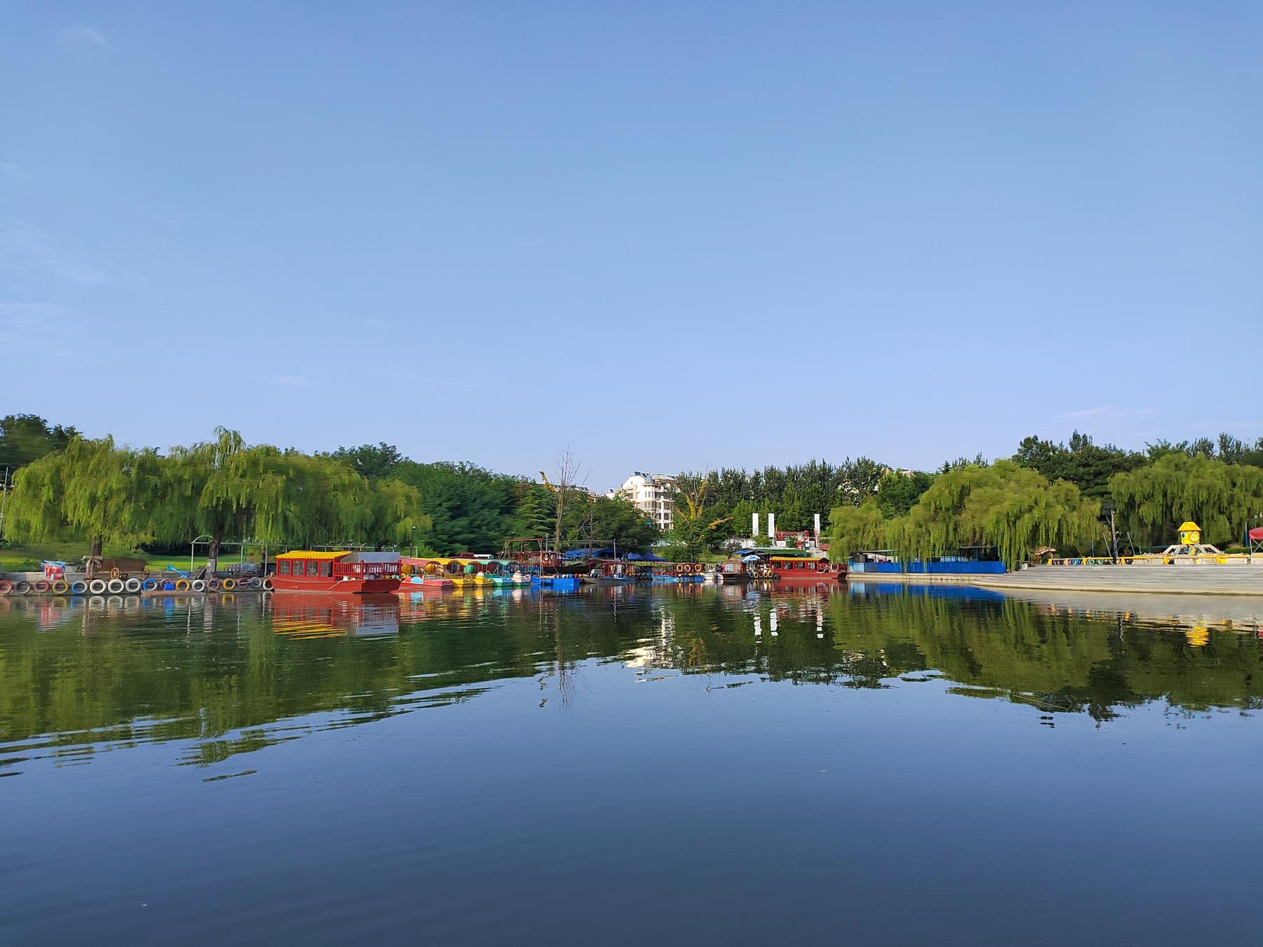 鸢都湖水上游乐园