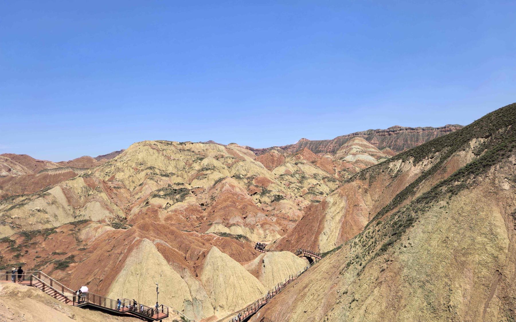 兰州水墨丹霞旅游景区