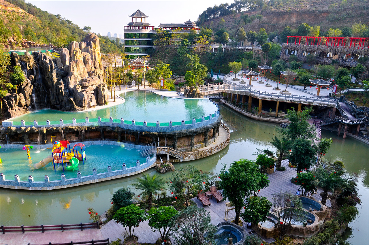 龙门水都鲤鱼湾温泉