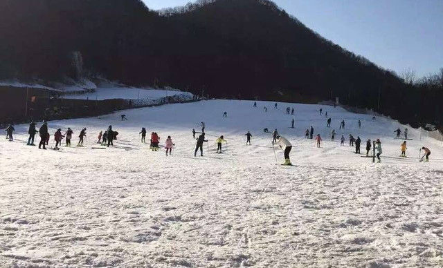 石河子市高新区将军山滑雪场