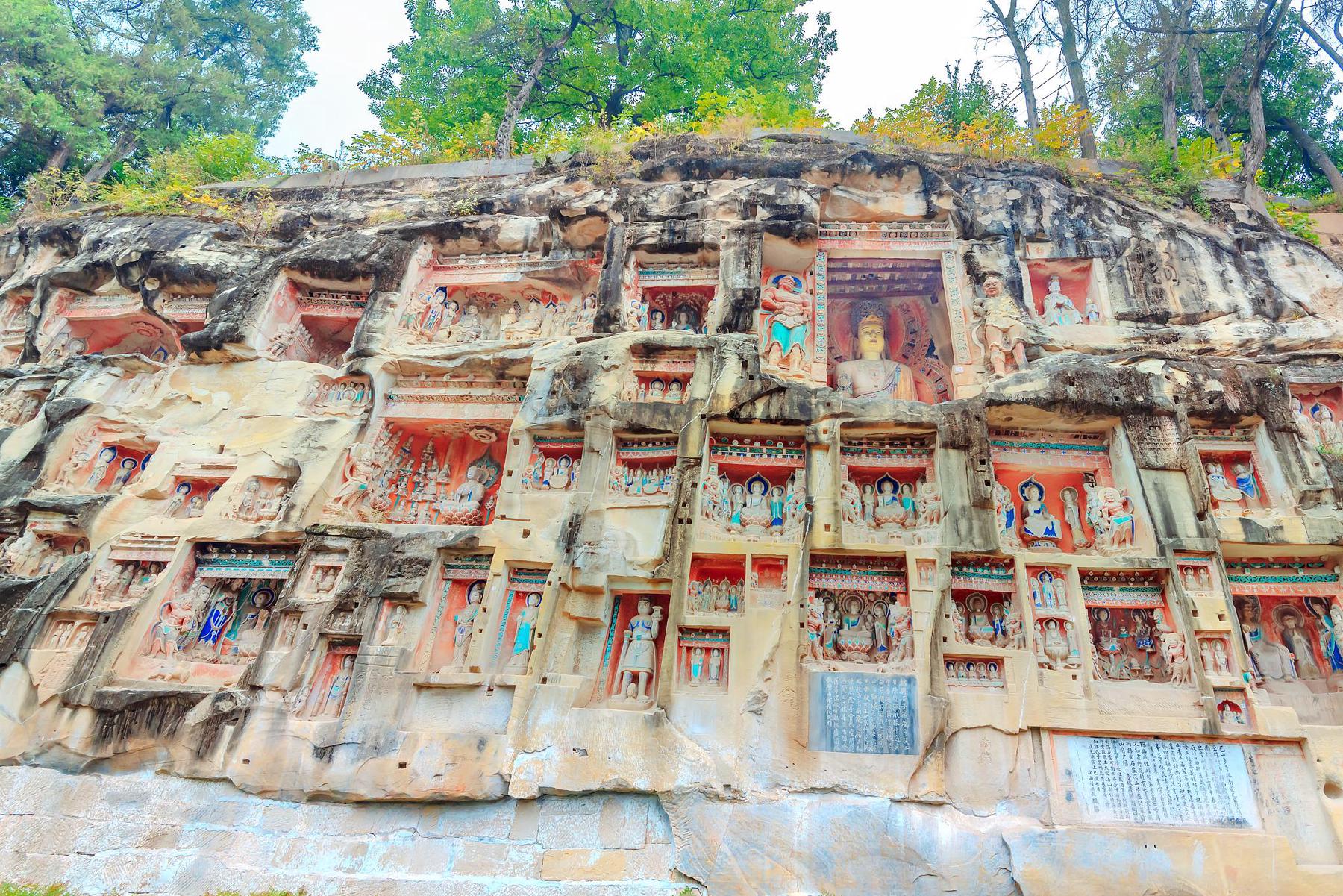 南龛石窟景区