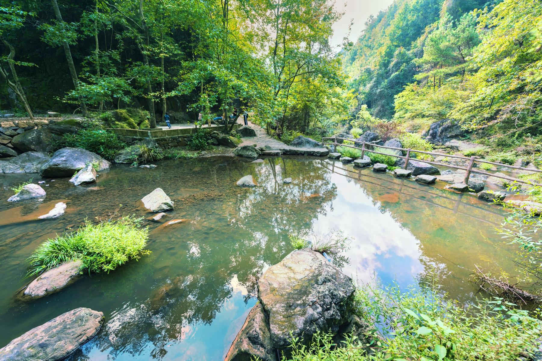 水下孔景区