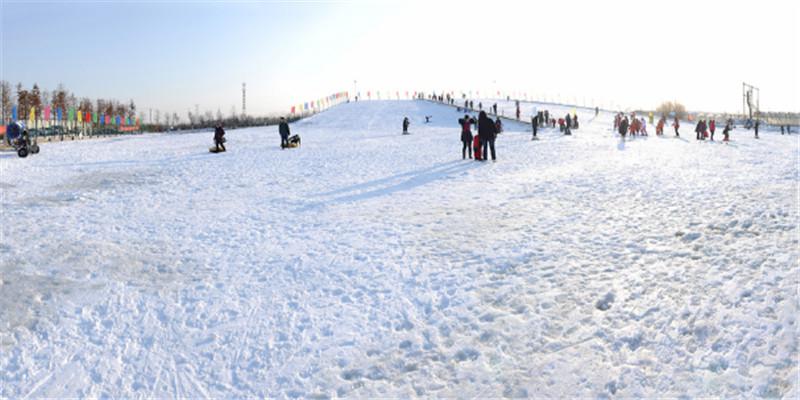 宿迁运河湾生态滑雪场