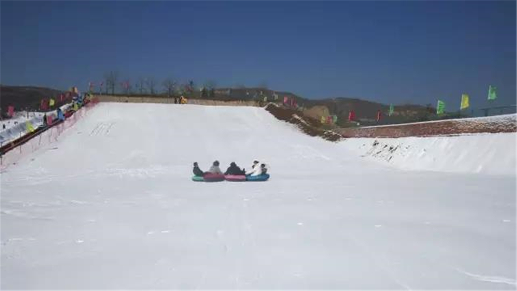 当阳峪滑雪场