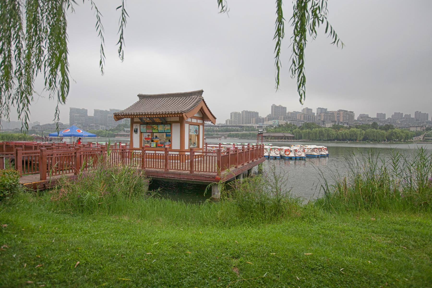 西安曲江池遗址公园