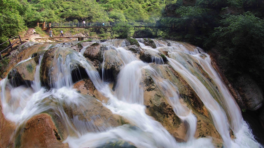 虎啸滩风景区