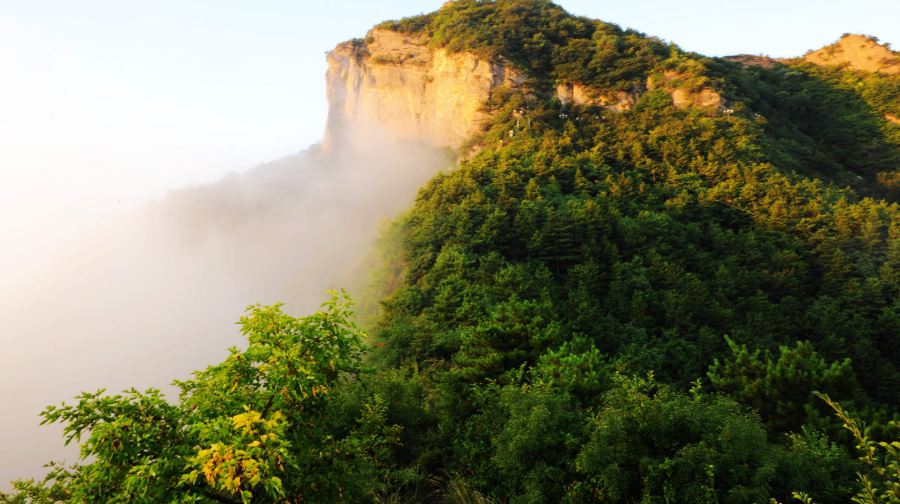 僧冠峰风景区