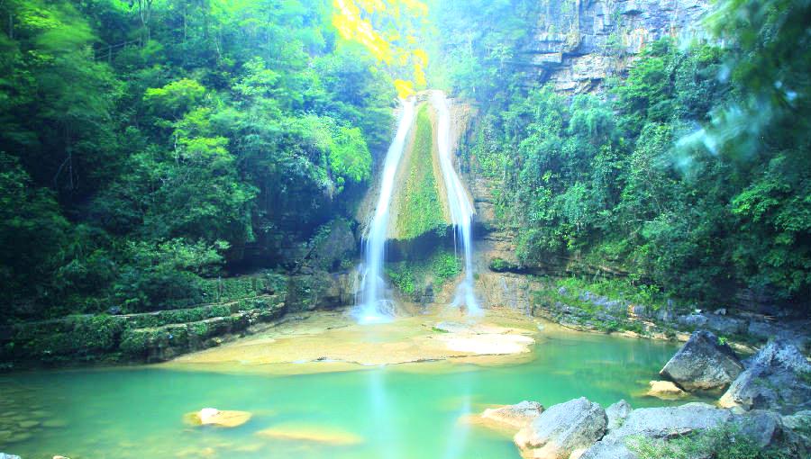 环江牛角寨瀑布群风景区