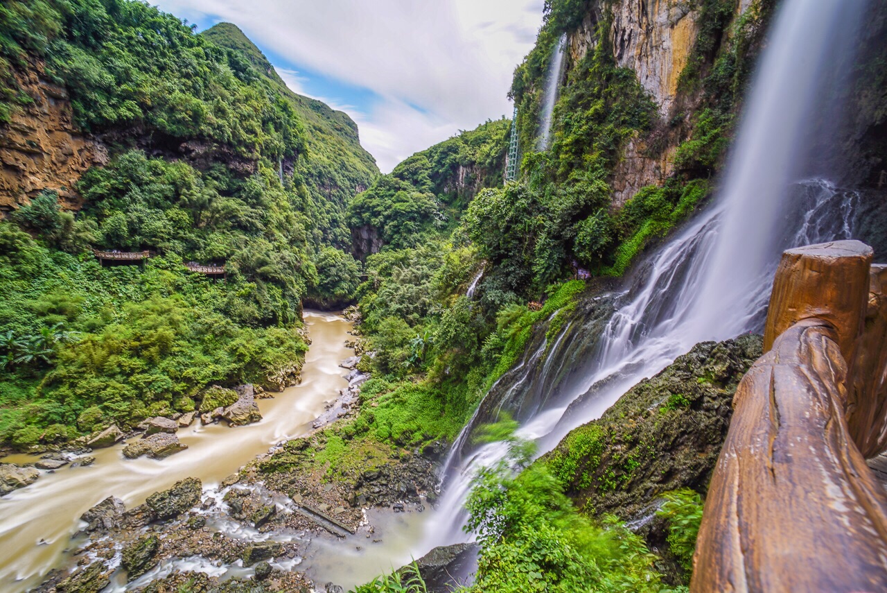 马岭河峡谷景区