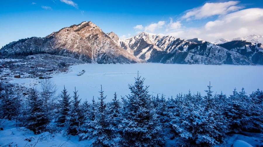 天山天池风景区