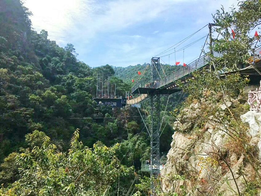 清远龙腾峡漂流