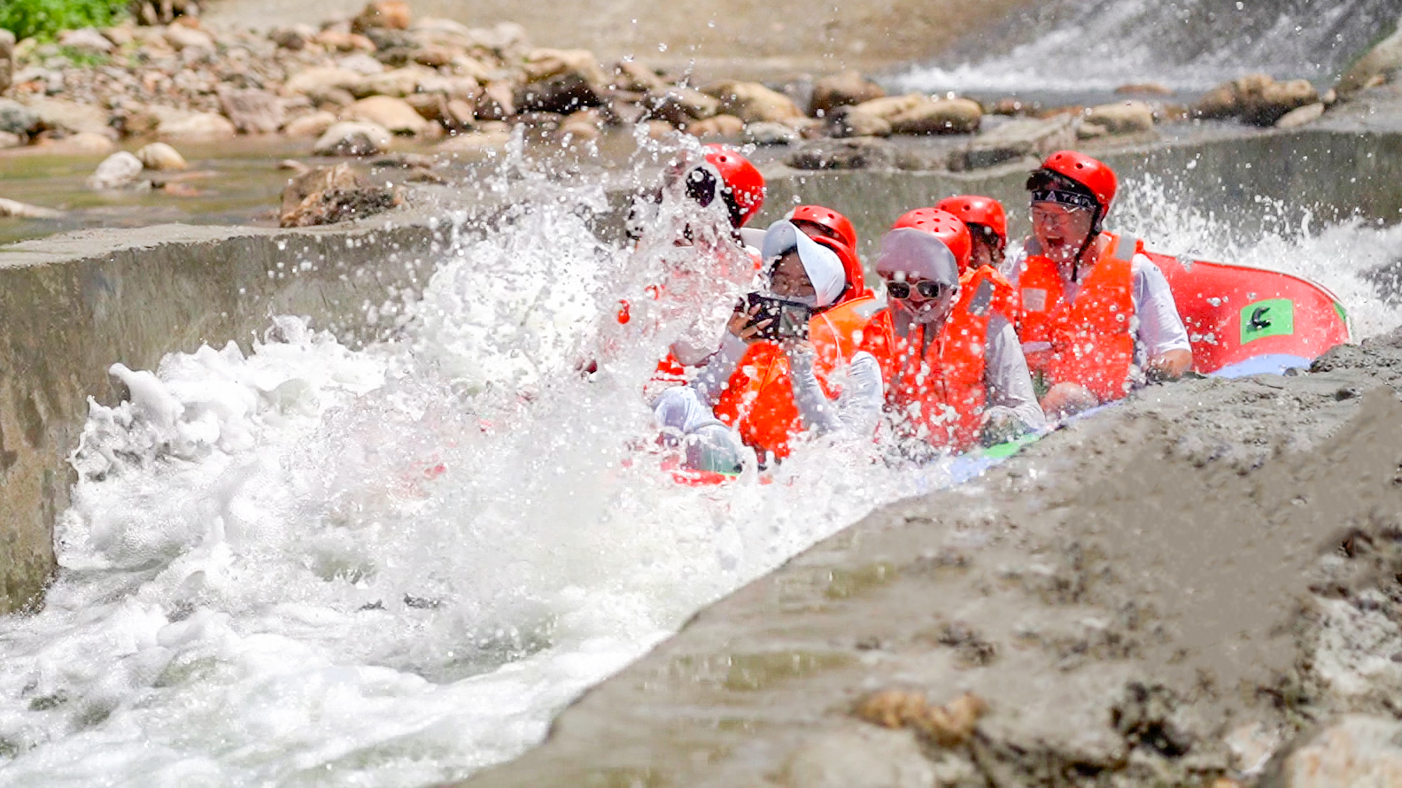 石台大峡谷漂流