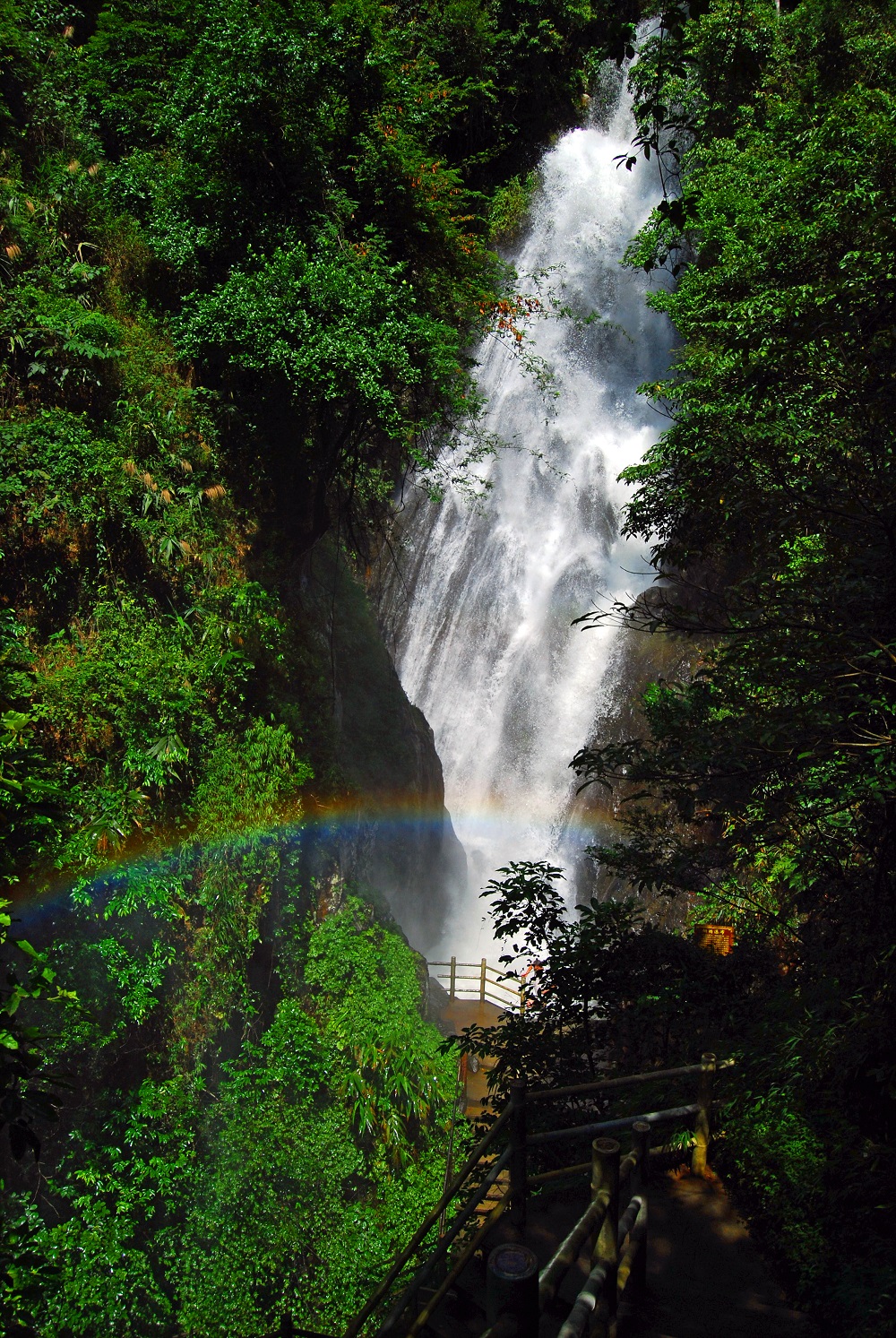 德庆盘龙峡生态旅游区
