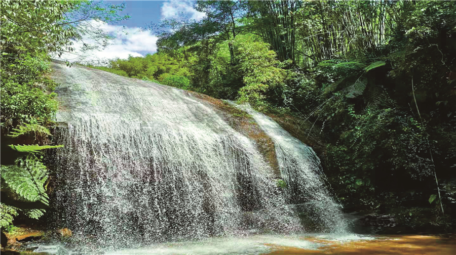 红石野谷风景区